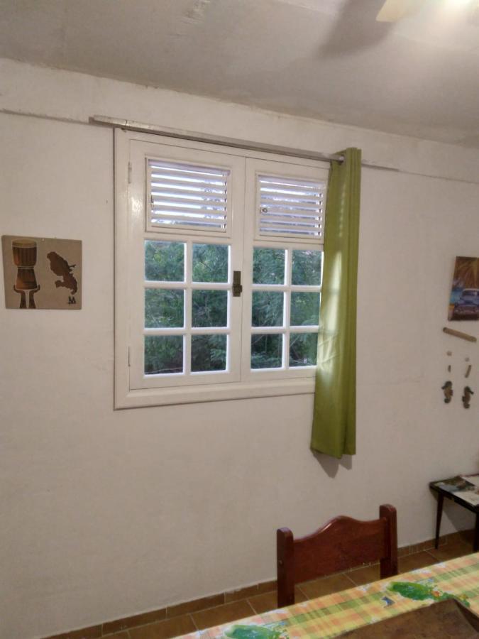 Au Jardin Fleuri Apartment Sainte-Anne Exterior photo